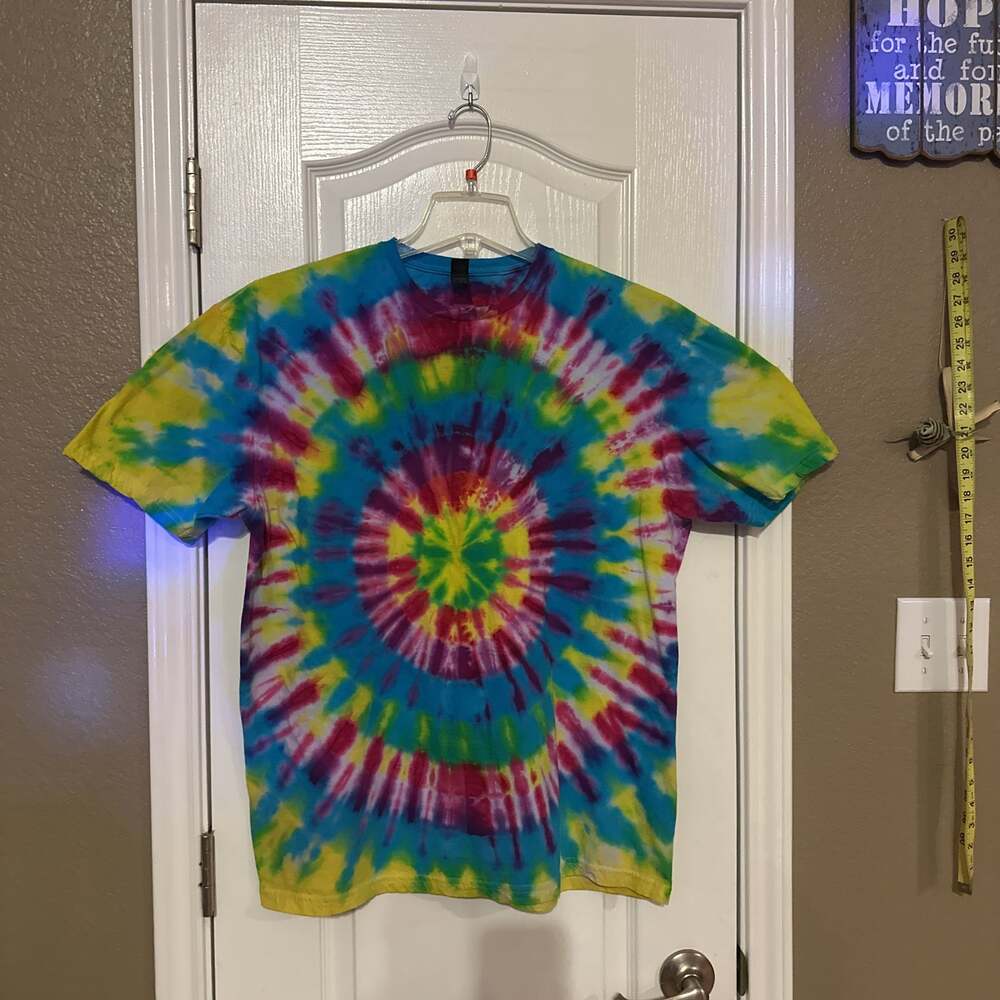NEW handmade XL Rainbow Spiral Tie Dye T-Shirt
